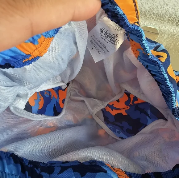 UV Skinz Kids Swim Set Orange Shark Rash Guard Board Shorts Hat UPF50 Beach - Picture 5 of 9